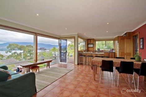 Property photo of 13 Robin Court Lindisfarne TAS 7015