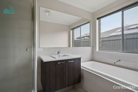 Property photo of 13 Kirby Drive Killara VIC 3691