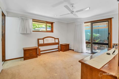 Property photo of 27 Carcoola Street Benowa QLD 4217
