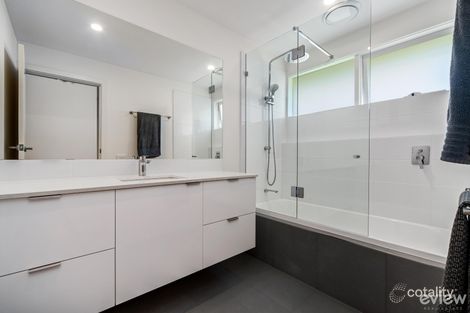 Property photo of 4 Koala Court Frankston South VIC 3199