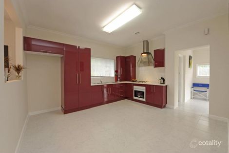 Property photo of 10 Dougharty Road Heidelberg Heights VIC 3081