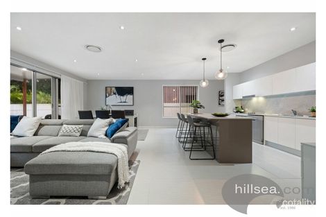 Property photo of 2/8 Compass Drive Biggera Waters QLD 4216