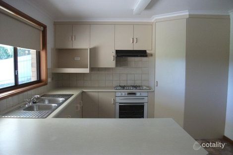 Property photo of 11 McLeod Court Greenwith SA 5125