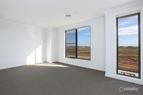 Property photo of 14 Sullivan Walk Point Cook VIC 3030