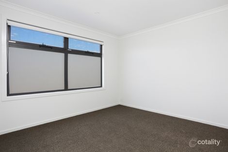 Property photo of 14 Sullivan Walk Point Cook VIC 3030