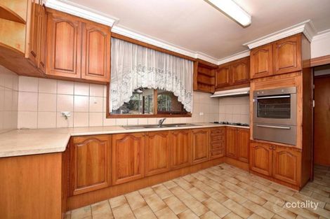 Property photo of 17 Darbyshire Road Mount Waverley VIC 3149