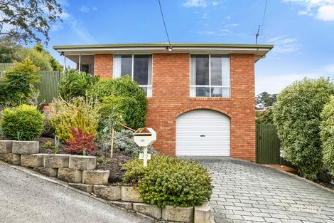 Property photo of 27 Nelumie Street Lindisfarne TAS 7015