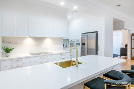 Property photo of 1097 Beechwood Drive Hope Island QLD 4212