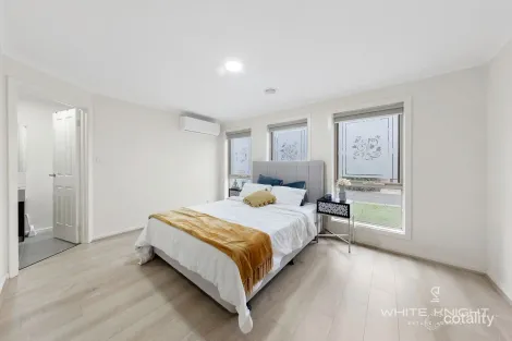Property photo of 9 David Circuit Hillside VIC 3037