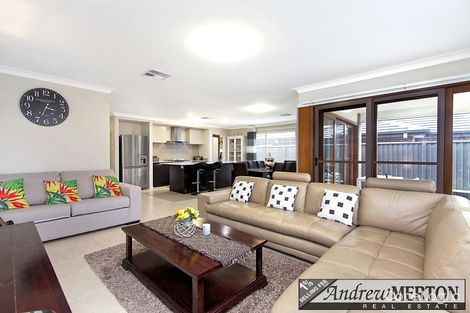 Property photo of 26 Cawley Circuit Ropes Crossing NSW 2760