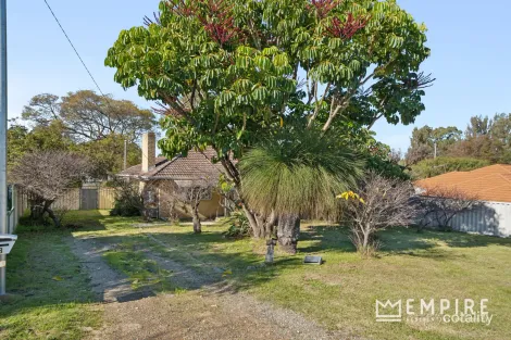 Property photo of 30 Caliban Way Coolbellup WA 6163