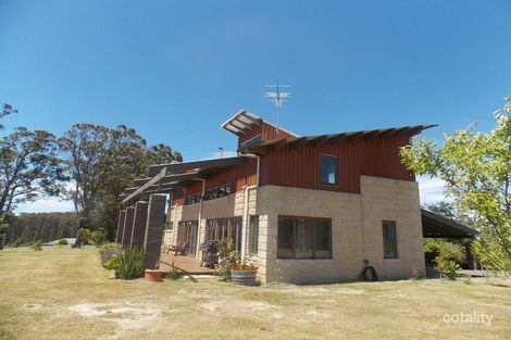 Property photo of 9 Edward Staff Drive Kinglake VIC 3763