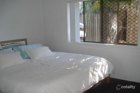 Property photo of 22 Adelong Crescent Buddina QLD 4575