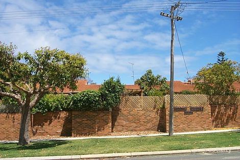 Property photo of 1/151 Deanmore Road Scarborough WA 6019