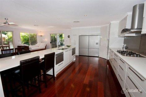 Property photo of 33 Fernleigh Crescent Mountain Creek QLD 4557