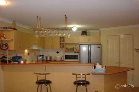 Property photo of 18 Lakes Entrance Meadowbrook QLD 4131