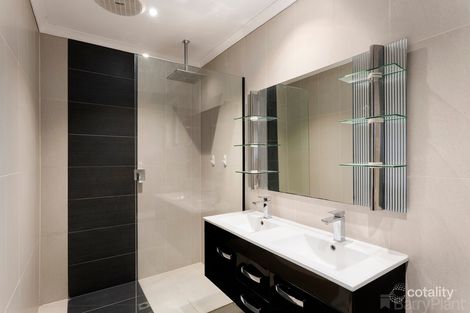 Property photo of 26 Orchard Grove Heathmont VIC 3135