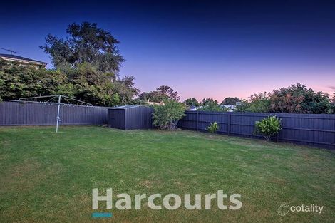 Property photo of 4 Inverness Close Pakenham VIC 3810