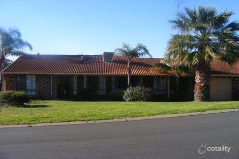 2 Merilup Hts, Withers, WA 6230