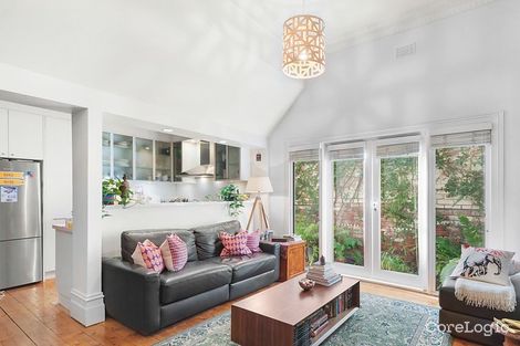 Property photo of 33 Mason Avenue Elwood VIC 3184