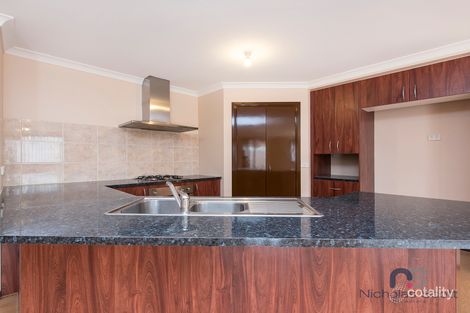 Property photo of 19 Lomandra Drive Maidstone VIC 3012