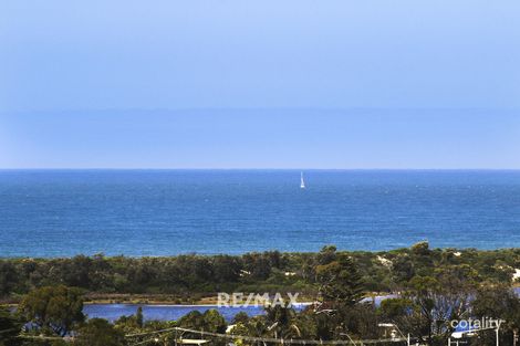 Property photo of 10 Kinkuna Court Lakes Entrance VIC 3909