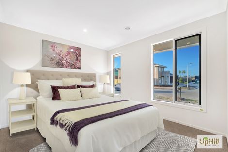 Property photo of 34 Shulze Drive Clyde North VIC 3978