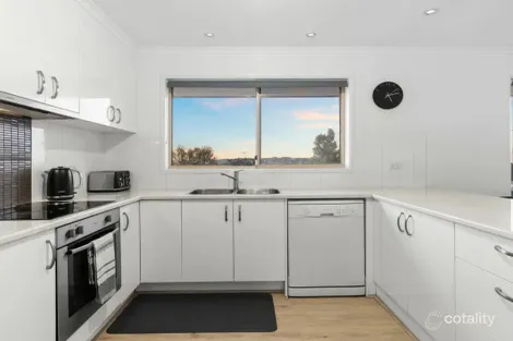 Property photo of 31 Wantana Crescent Edens Landing QLD 4207