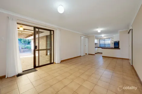 Property photo of 3 Gleneagles Way Hamersley WA 6022