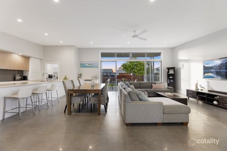 Property photo of 5 The Passage Pelican Waters QLD 4551