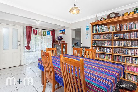 Property photo of 14 Sellers Crescent Bellambi NSW 2518