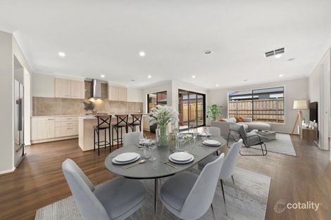 Property photo of 10 Patriot Boulevard Clyde North VIC 3978