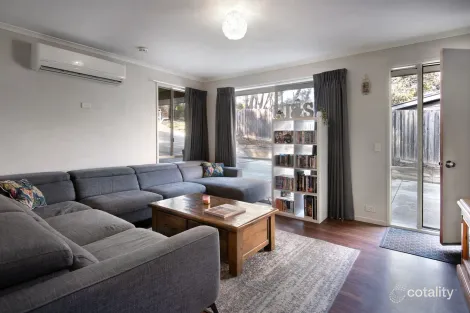 Property photo of 13 Carol Street Castlemaine VIC 3450