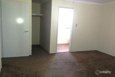 Property photo of 32 Montane Turn Banksia Grove WA 6031