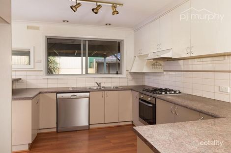 Property photo of 2 Maple Court Wodonga VIC 3690