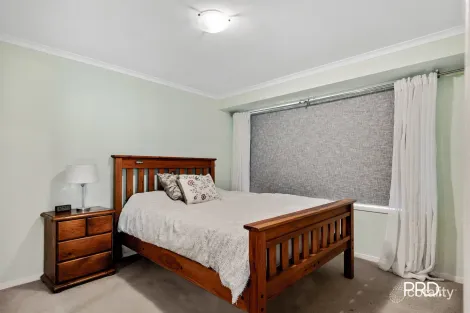 Property photo of 11 Luchetti Avenue Hazelbrook NSW 2779