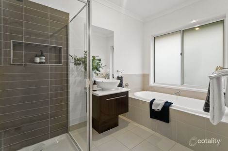 Property photo of 8 Jardine Court Sandhurst VIC 3977