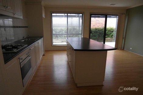 Property photo of 34 Unwin Avenue Jerrabomberra NSW 2619
