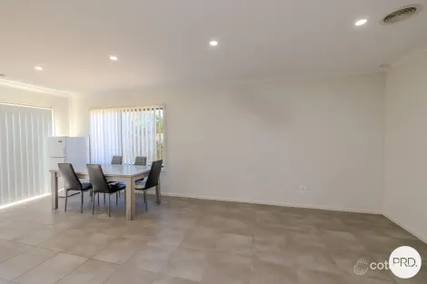 Property photo of 17 Mary Court Robinvale VIC 3549