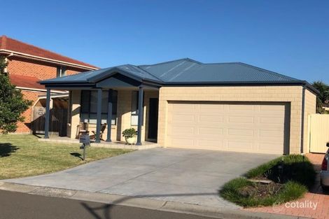 Property photo of 19 Blueberry Circuit Woonona NSW 2517
