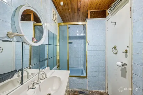 Property photo of 11 The Mall Warrimoo NSW 2774