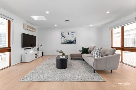 Property photo of 2 York Close Altona Meadows VIC 3028