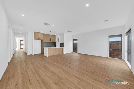 Property photo of 4 Seacombe Road Nar Nar Goon North VIC 3812