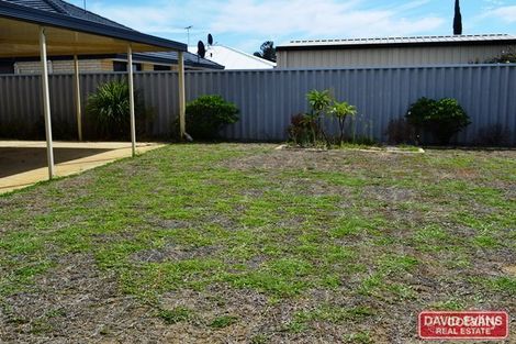 Property photo of 7 Gardneri Way Banksia Grove WA 6031