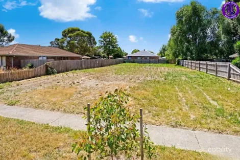 4 Jones Dr, Sebastopol, VIC 3356
