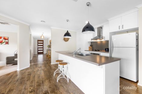 Property photo of 16 Deakin Court Horsham VIC 3400