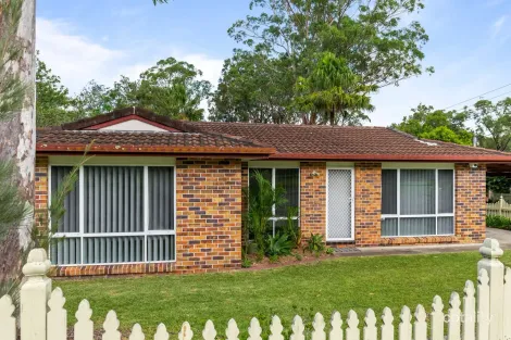 Property photo of 6 Grant Street Windermere Park NSW 2264