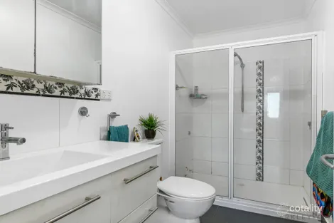 Property photo of 38 Begonia Street Lindisfarne TAS 7015