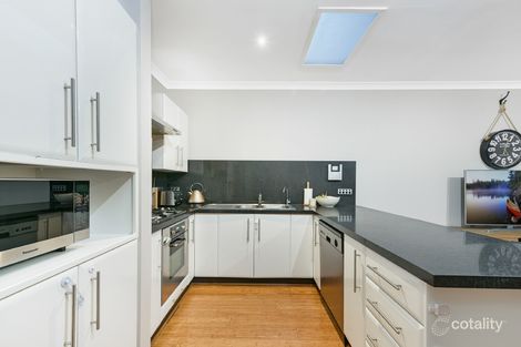 Property photo of 1/9-11 Hennessy Way Dandenong North VIC 3175