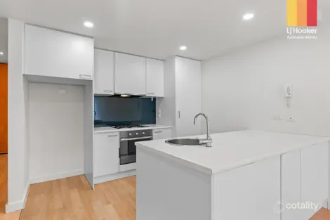 Property photo of 2/1 West Street Hindmarsh SA 5007